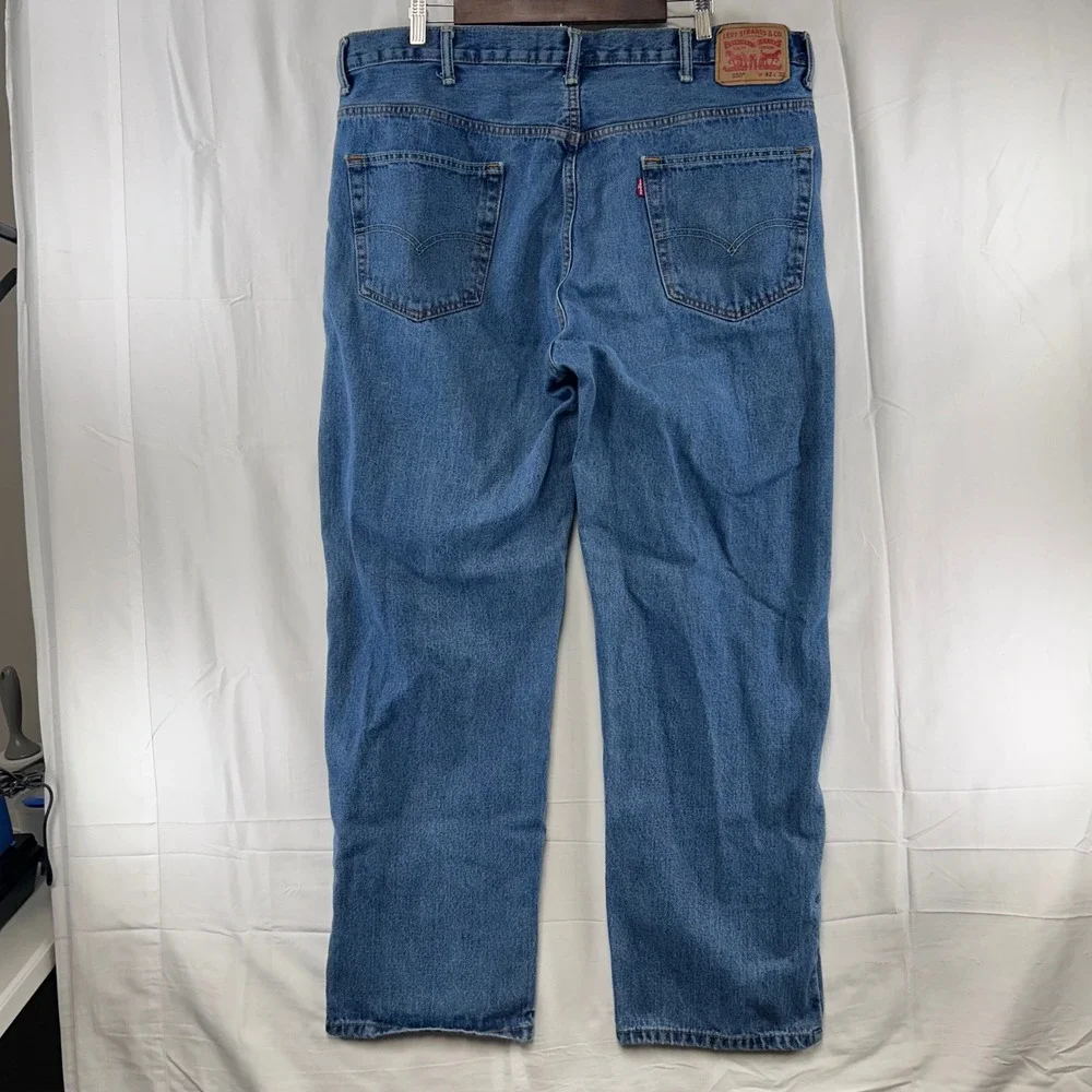 Levi's 550 Relaxed Fit Jeans Mens 42x32 Blue Medium Wash Tapered Leg Denim